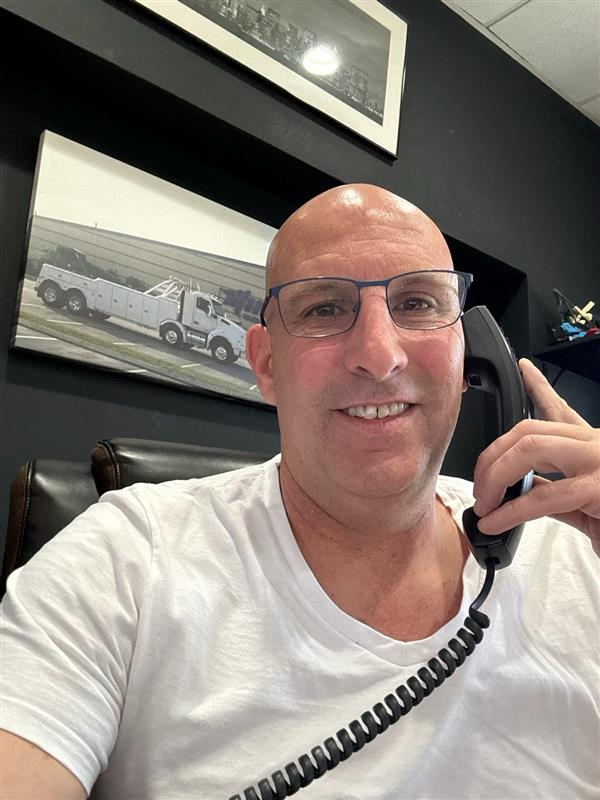 Charles Gampero: The Importance of Roadside Assistance for NYC Drivers